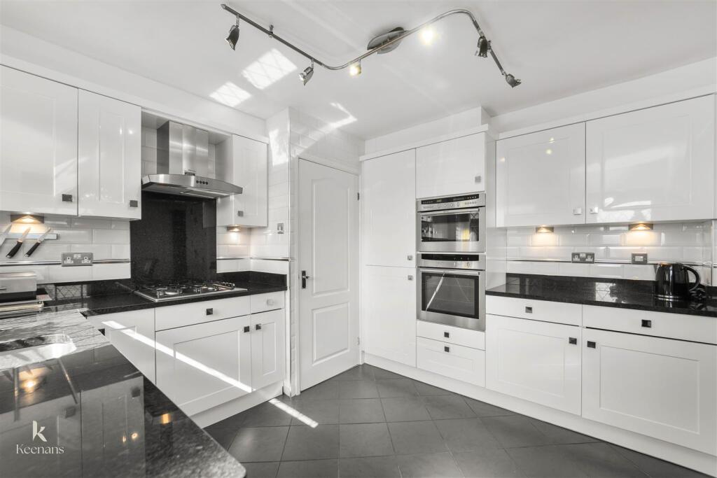 Additional image 23 of Milton Close, Rossendale