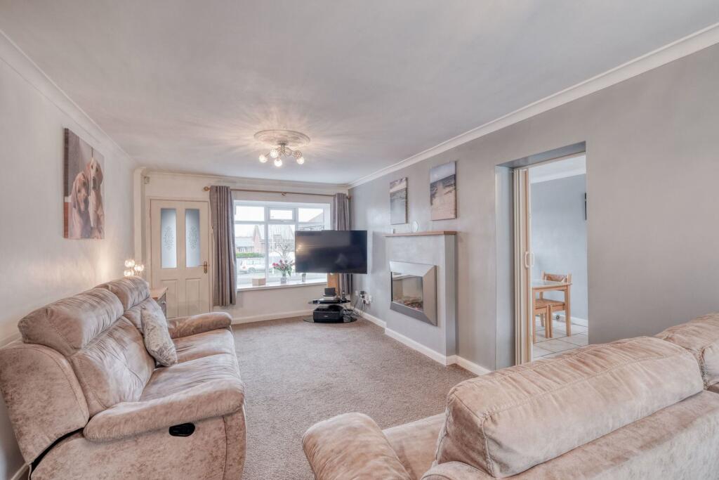 House in Birmingham, New Frankley in Birmingham - View 4