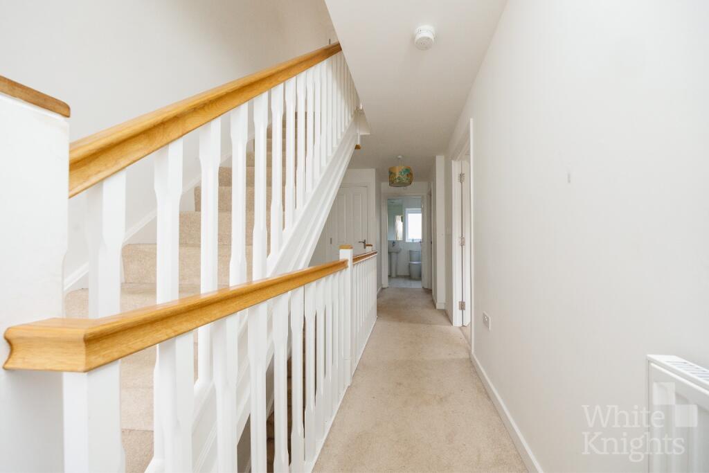 House in Three Mile Cross, Shinfield - More