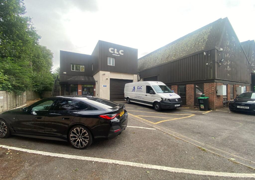 Main image of property: Unit 2 & 9 Northbrook Industrial Estate, Vincent Avenue, Southampton, Hampshire, SO16