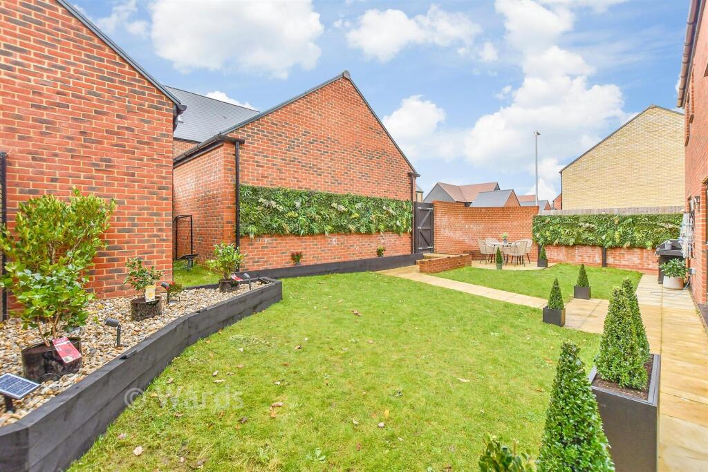 Main image of property: Merlyn Drive, Kings Hill, West Malling, Kent