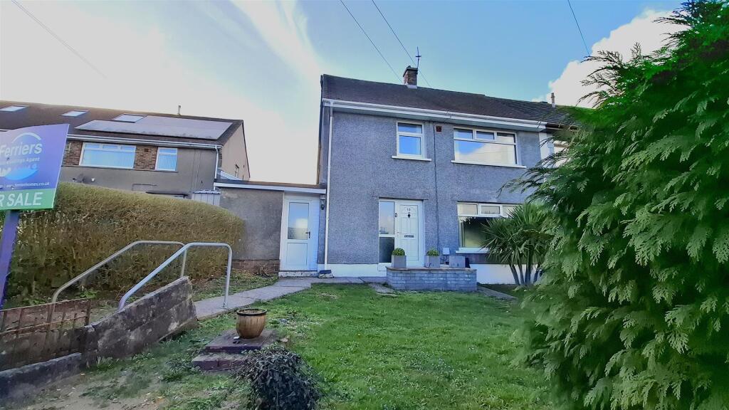 Main image of property: Heol Cynwyd, Llangynwyd, Maesteg