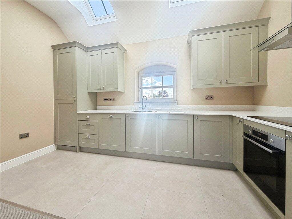 Embley Lane, East Wellow, Romsey, Hampshire photo 3