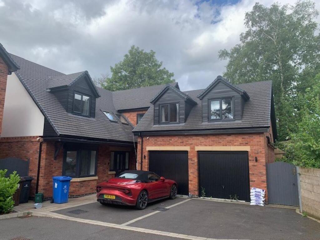 Main image of property: 5 Bedroom Detached House, Manor Road, Littleover