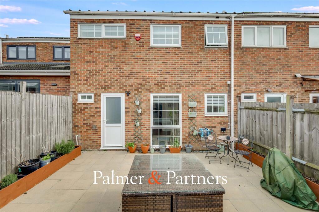 Galleywood Road, Great Baddow, Chelmsford, Essex, CM2 photo 4