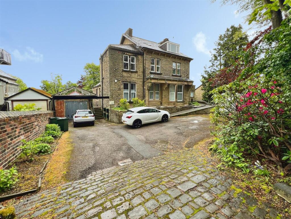 Main image of property: Park Drive, Bradford, BD9 4DT