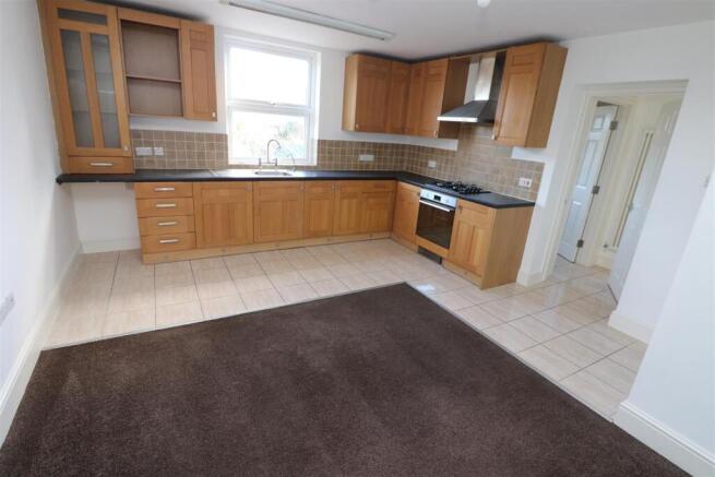 Lounge/Kitchen