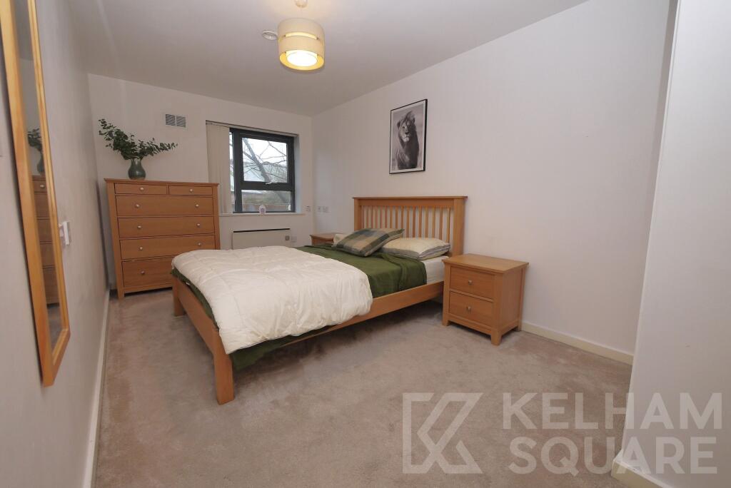 Apartment in Sheffield, South Yorkshire - More