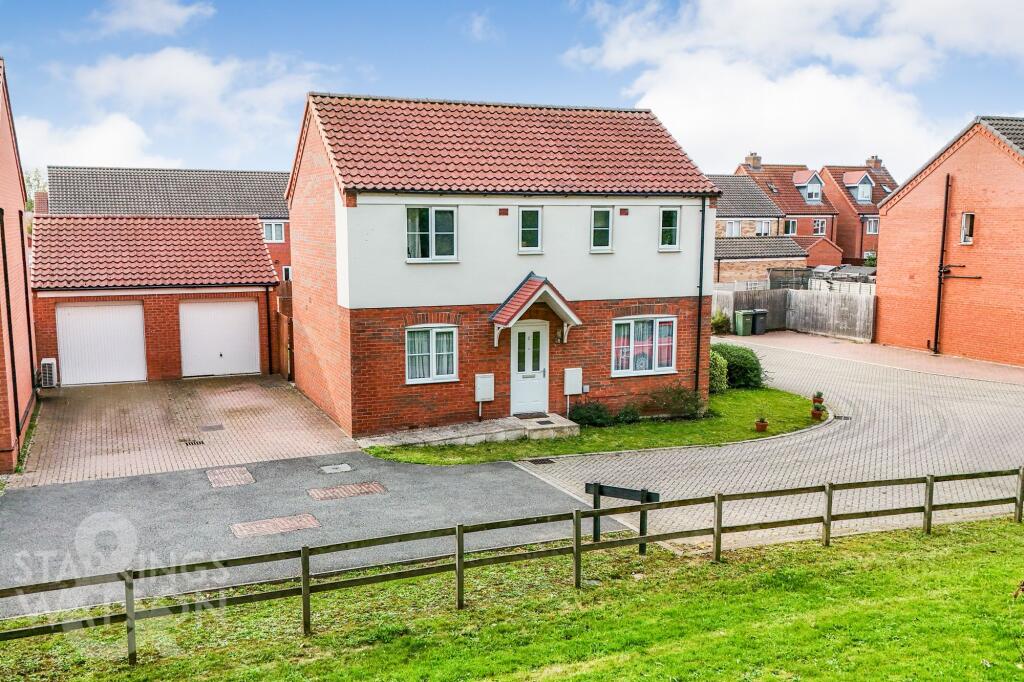 3-bed detached on Ollett Court, Wymondham, Norwich, £325,000