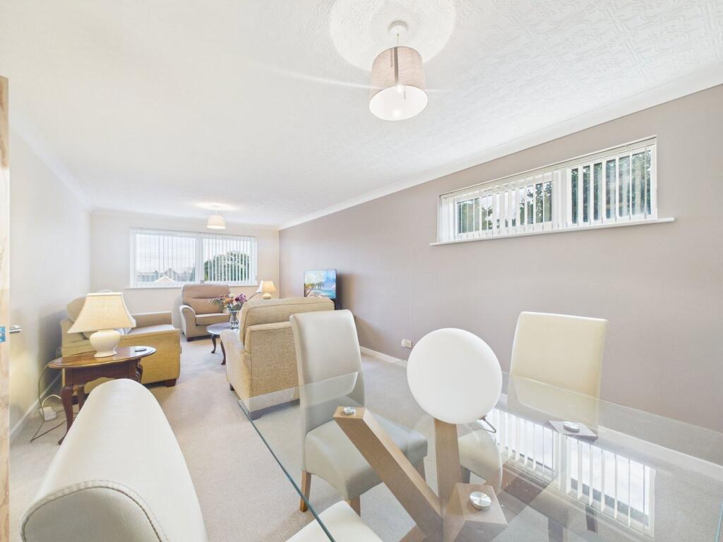 Prescot Road, Ormskirk, L39 photo 4