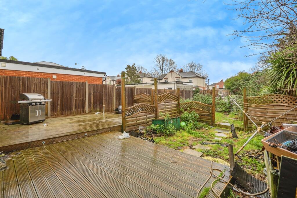 10, Sixth Avenue, Portsmouth, Hampshire, PO6 photo 3