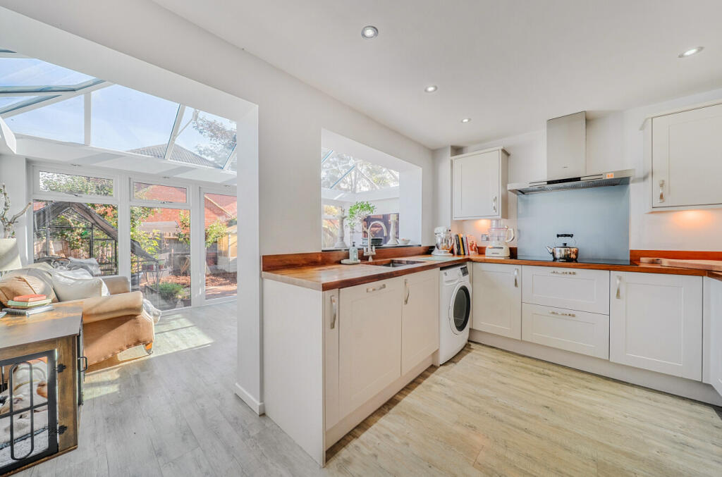House in Reading - View 4
