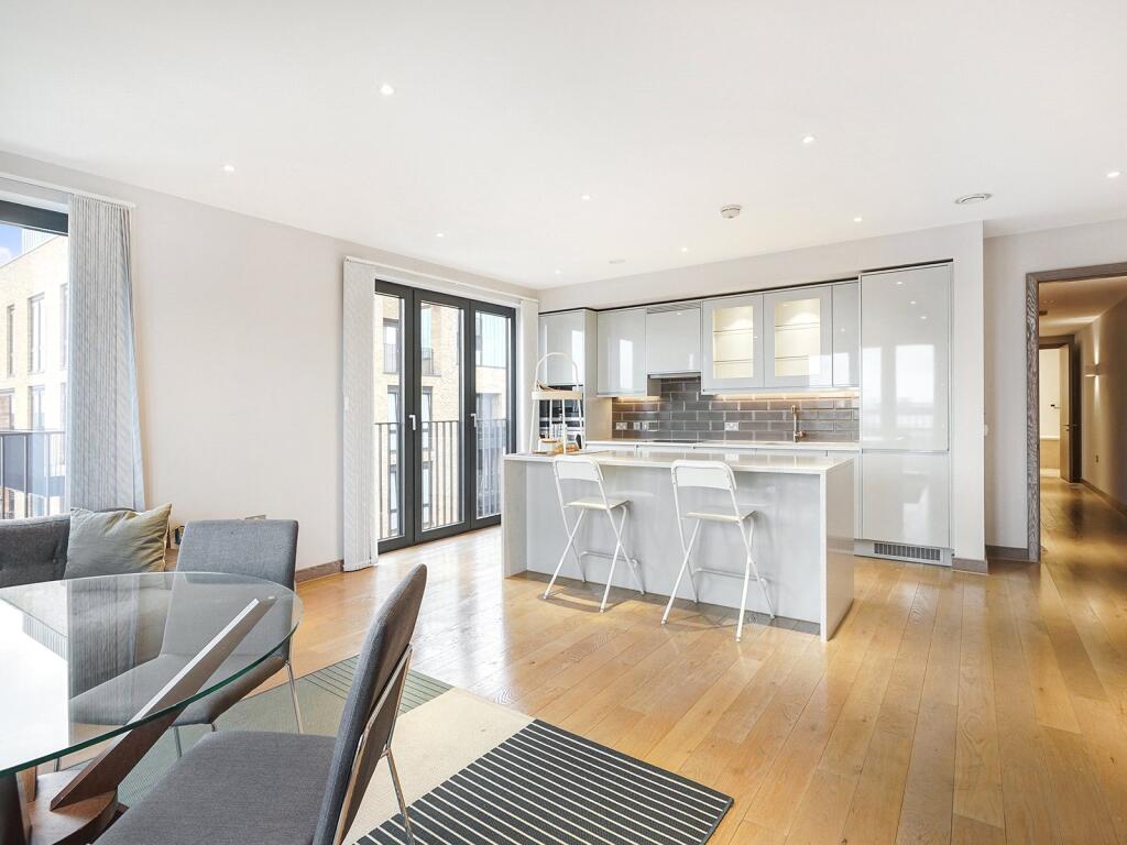 Apartment in London - View 2