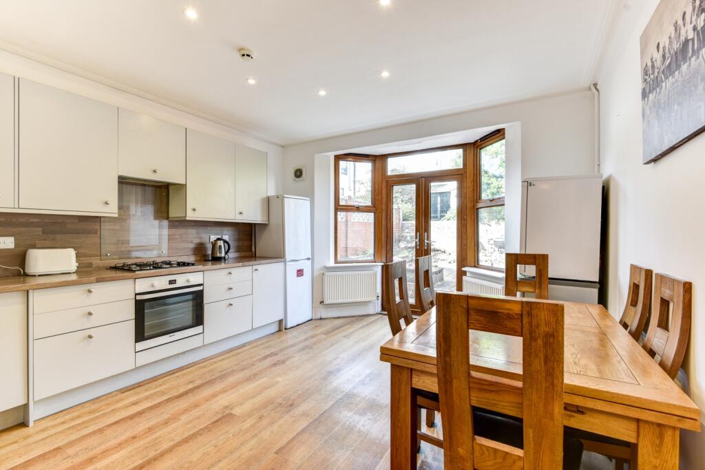 House in Brighton - View 2