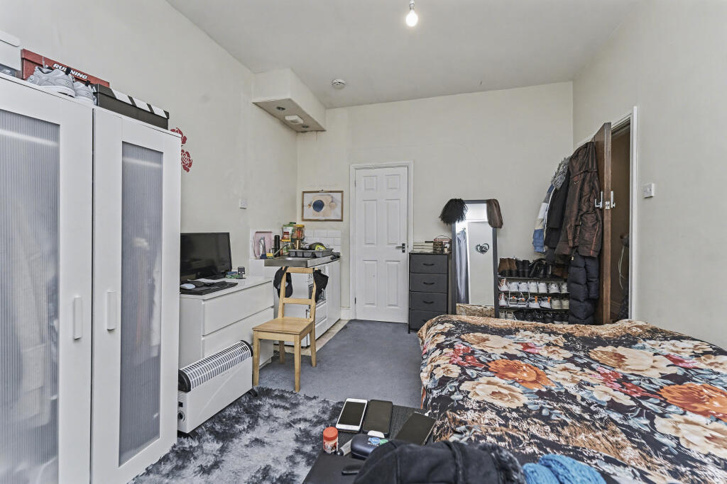 Additional image 15 of 259 Bearwood Road, Smethwick, West Midlands B66 4NA