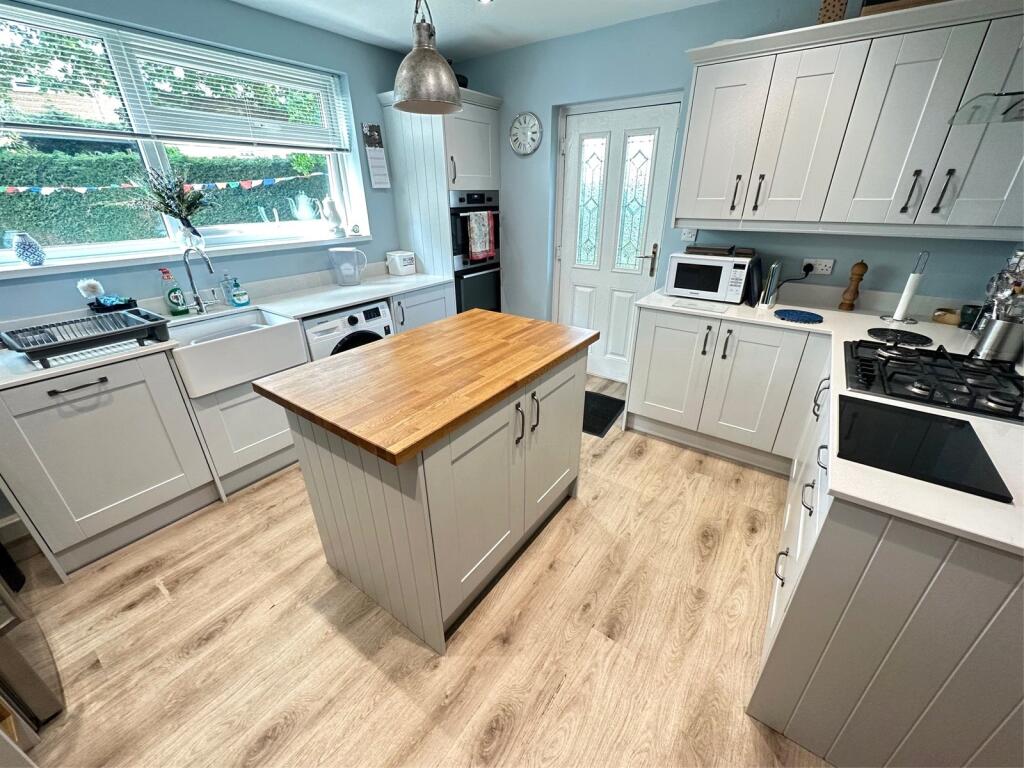 Norwich Road, Newton Hall, Durham, DH1 photo 4