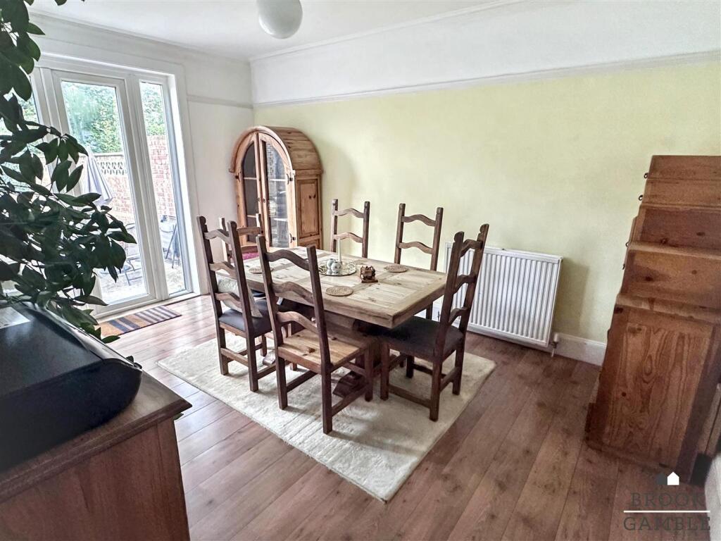 House in Eastbourne, East Sussex - View 4