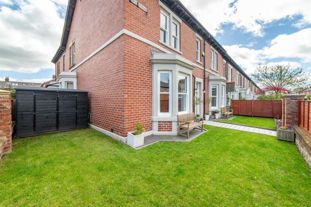 House in Newcastle upon Tyne - View 3