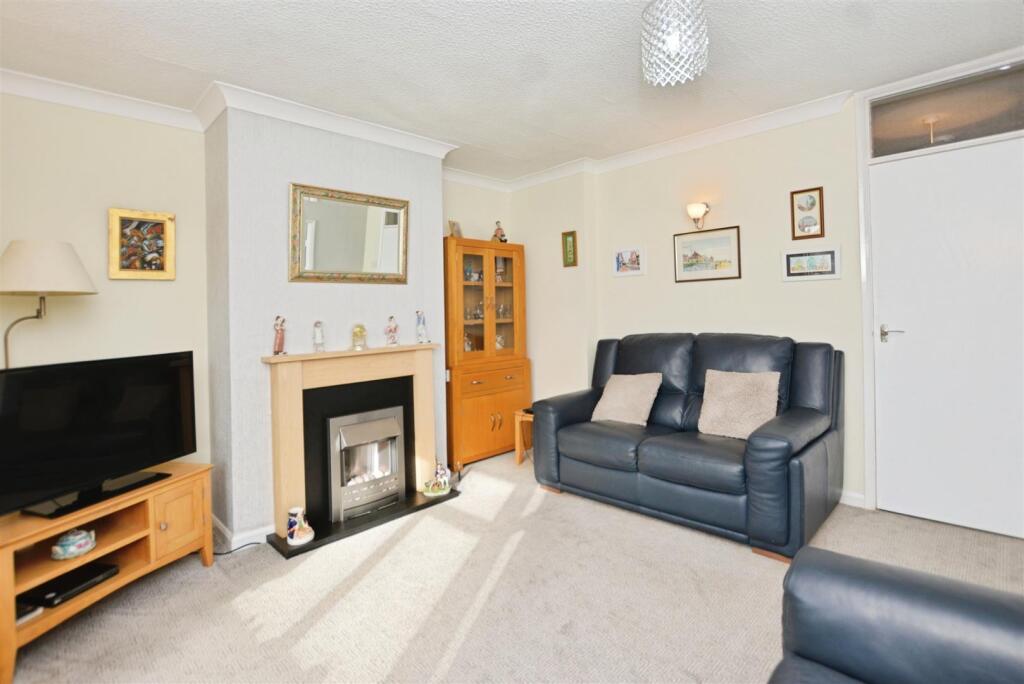 House in Messingham, North Lincolnshire - View 4