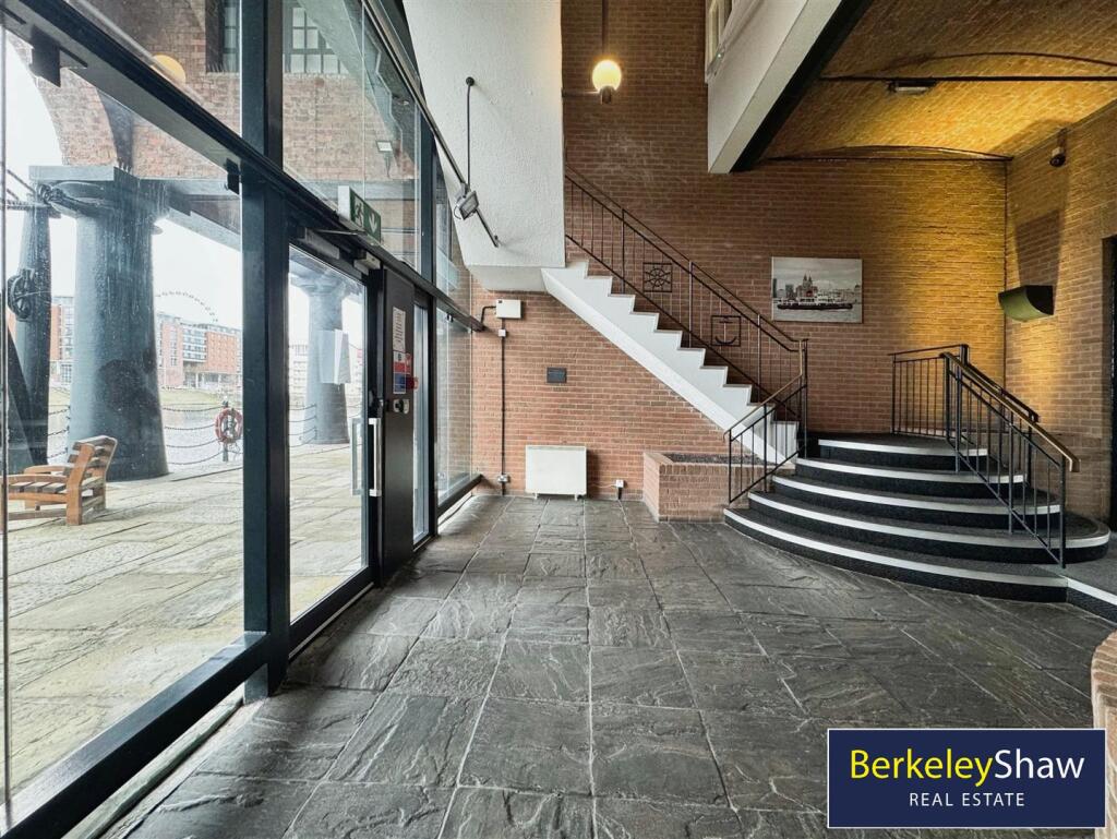 Apartment in Liverpool - View 3