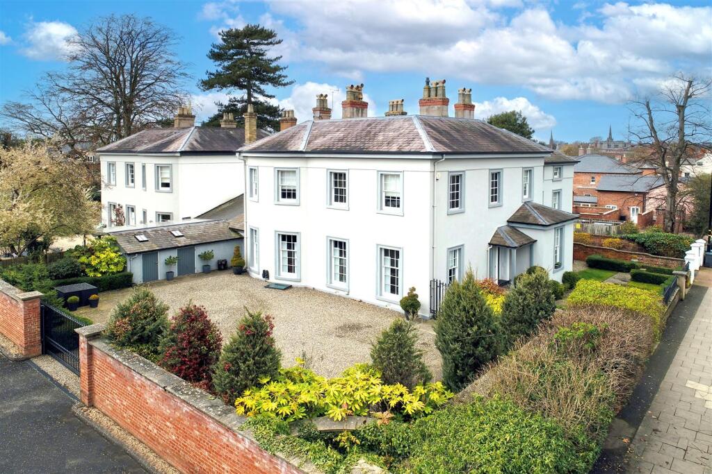 Main image of property: Abbey Foregate, Shrewsbury