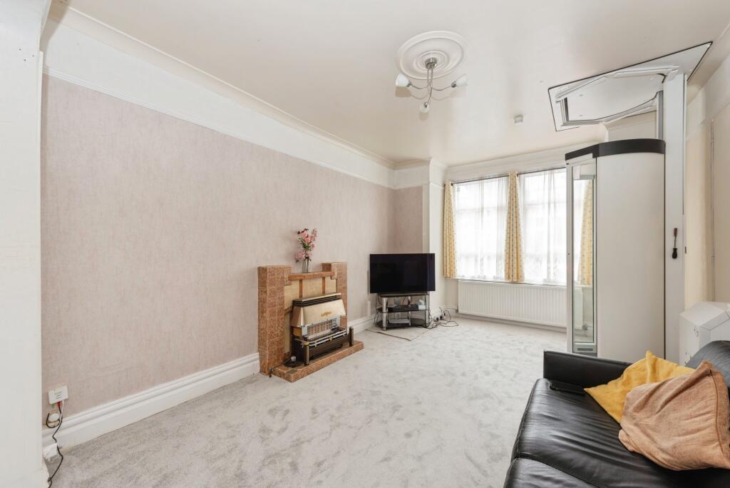 House in London - View 4