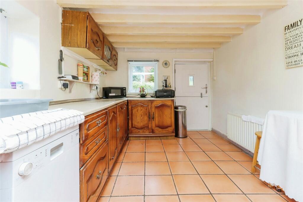Llangollen Road, Wrexham, LL14 photo 5