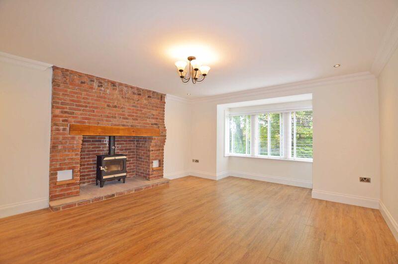 183 Breck Road, Poulton-Le-Fylde, FY6 7LL photo 2