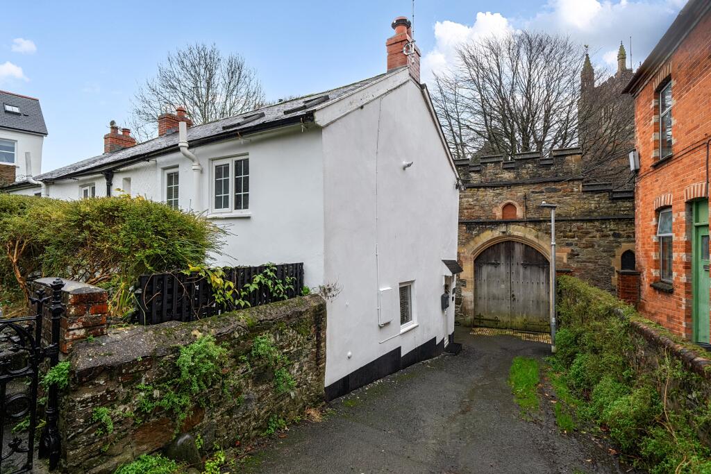 Main image of property: Ladywell, Barnstaple, EX31