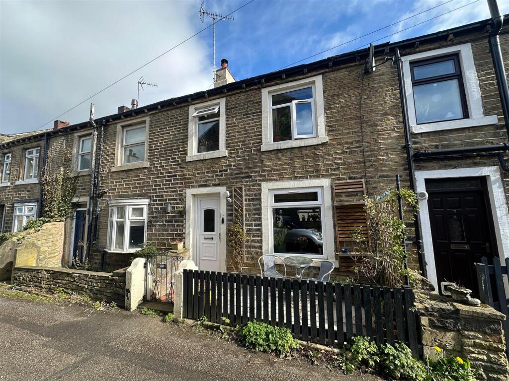 Main image of property: Royd Terrace, Armitage Bridge HD4