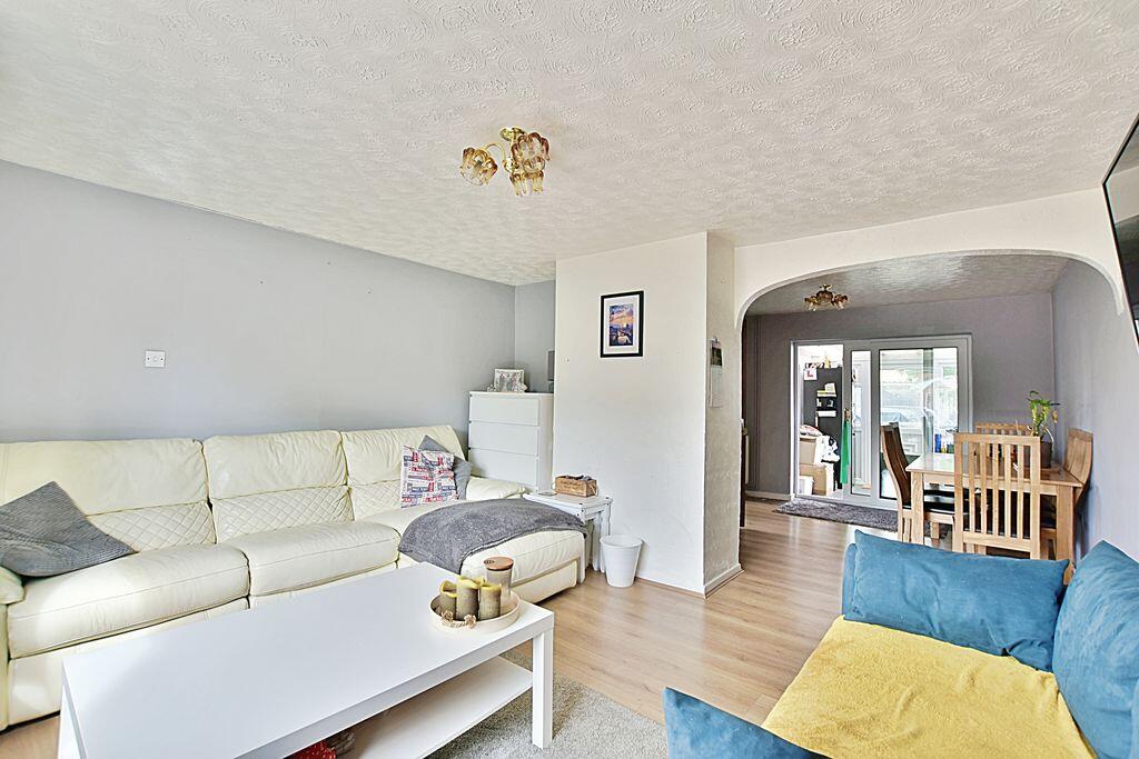 House in West Lindsey, Saxilby, Saxilby with Ingleby CP - More