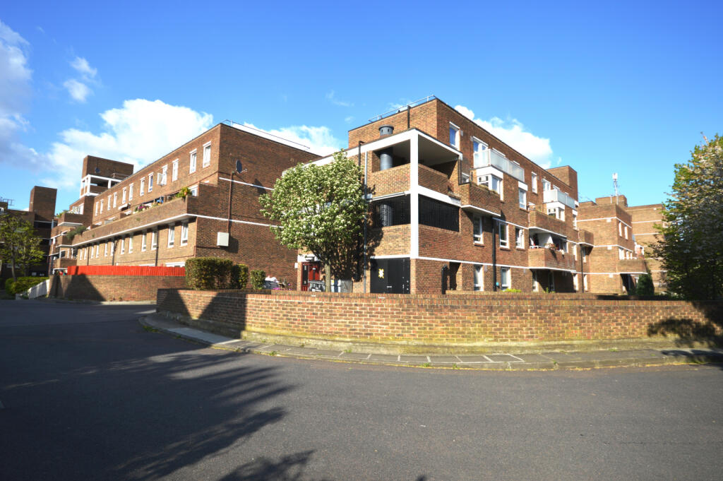 Main image of property: Lipton Road, Tower Hamlets, E1 0LJ