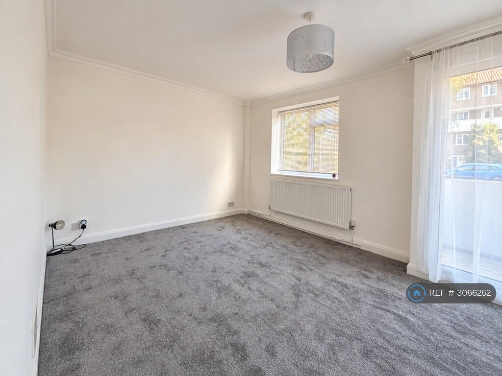 Apartment in London - View 3