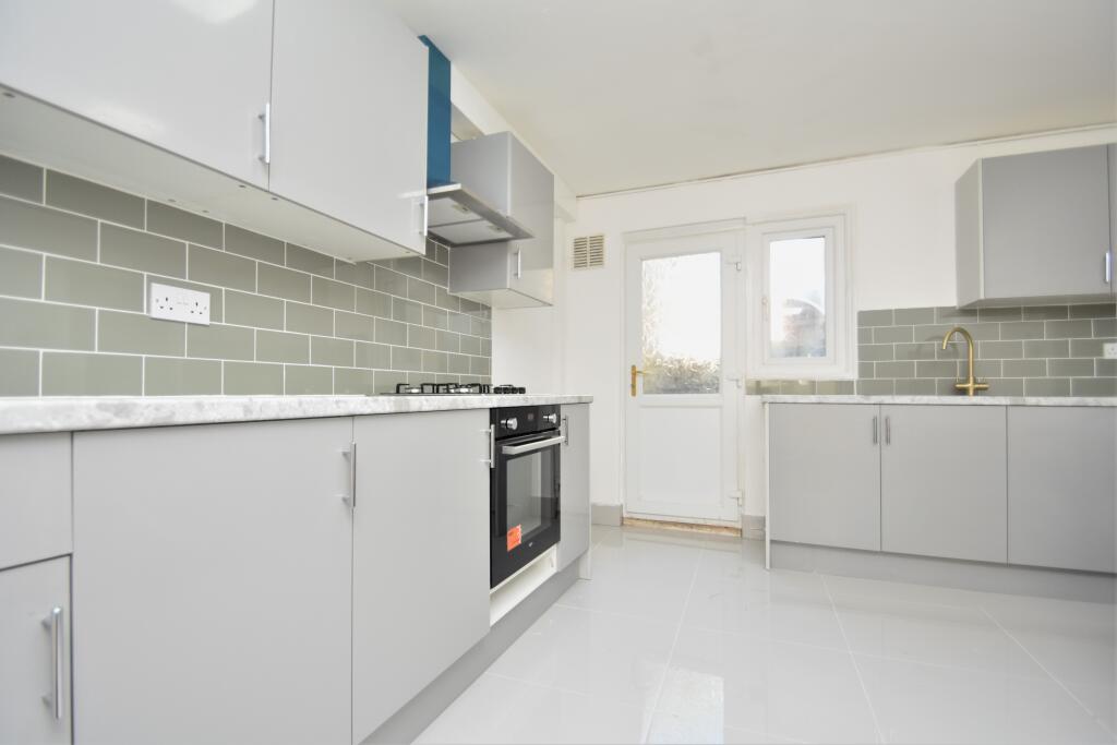 House in Portsmouth - View 2