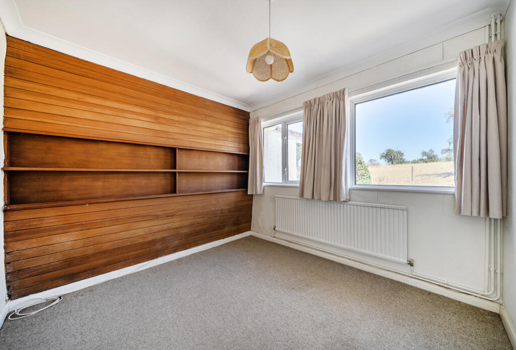 House in Tewkesbury, Teddington - View 5