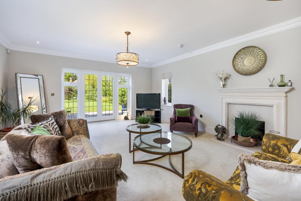 House in Waverley, Cranleigh - View 4