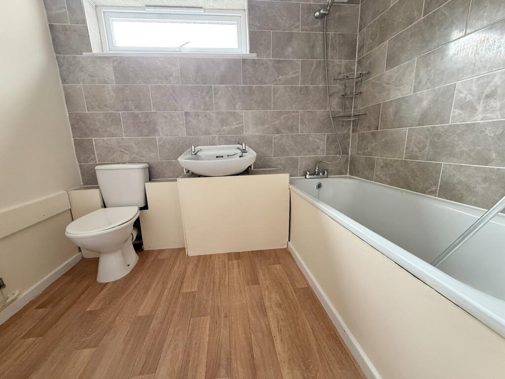 Apartment in Telford - More