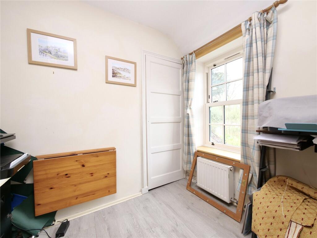 Additional image 14 of Characterful Three-Bedroom Cottage in the Heart of Shepton Mallet