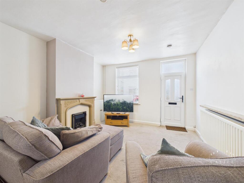 House in Leicester - More