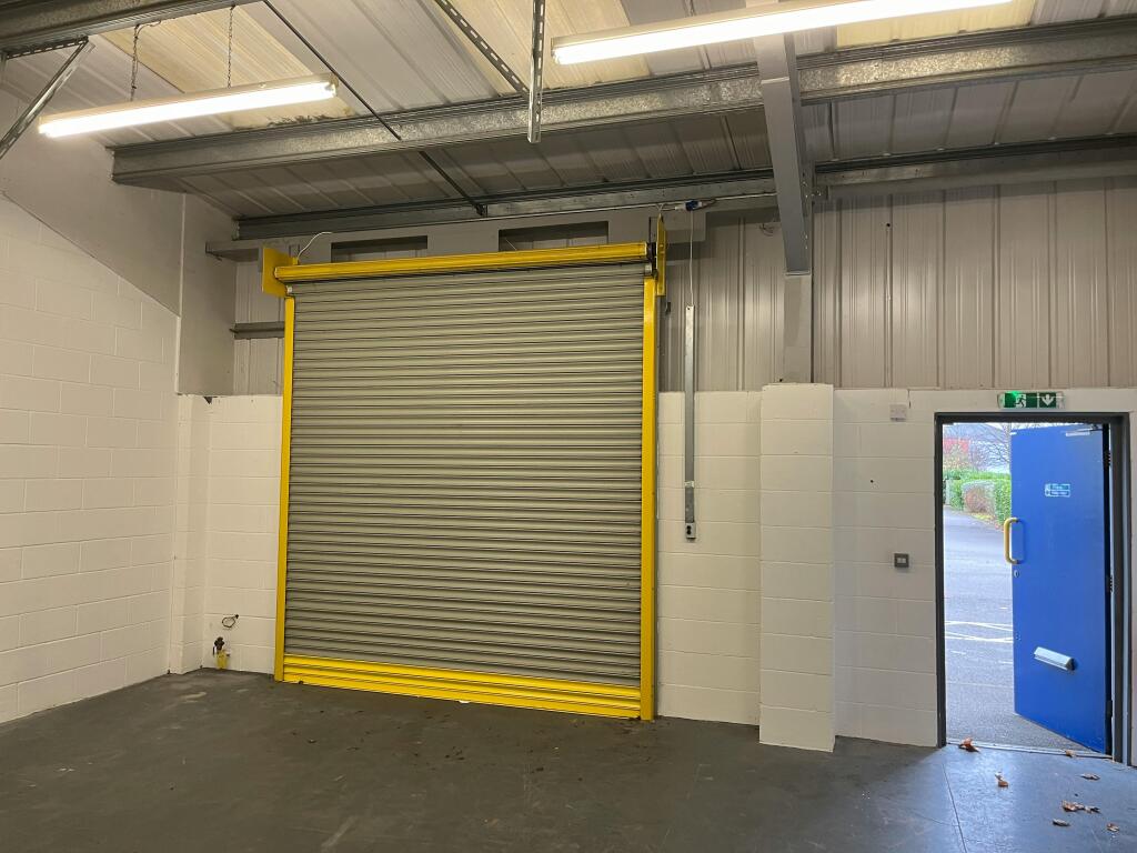 Unit 14 - Internal.JPG