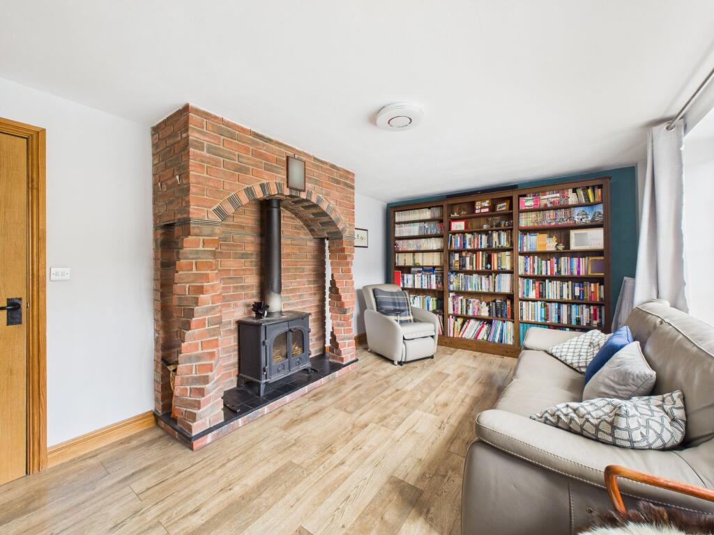 House in Nottingham, Top Valley - View 5