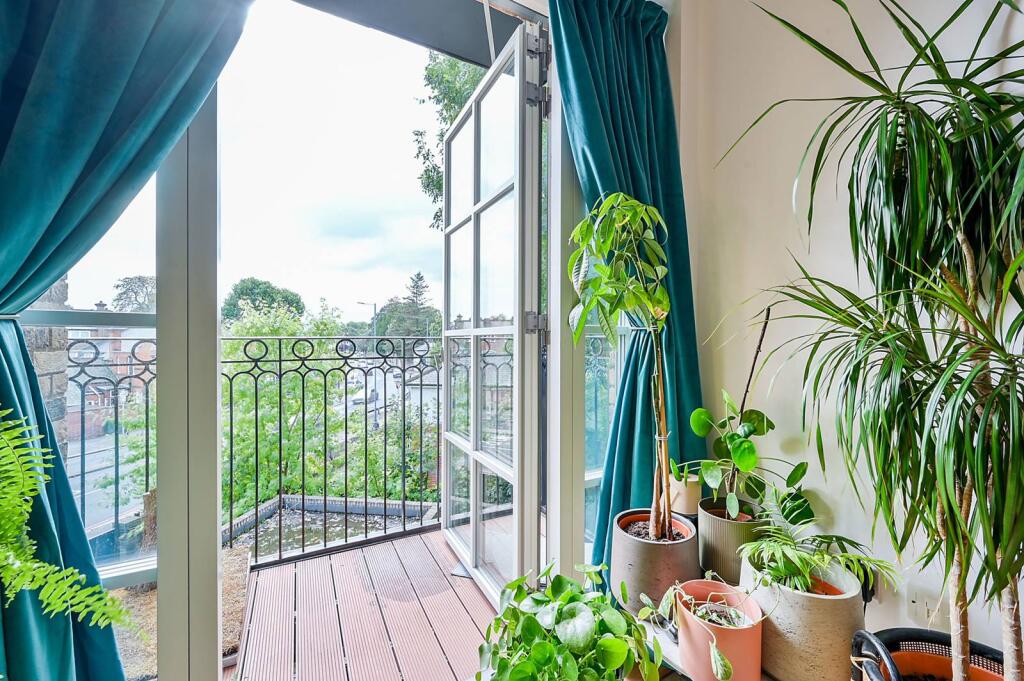 Main image of property: Palladian Gardens, Chiswick, London, W4