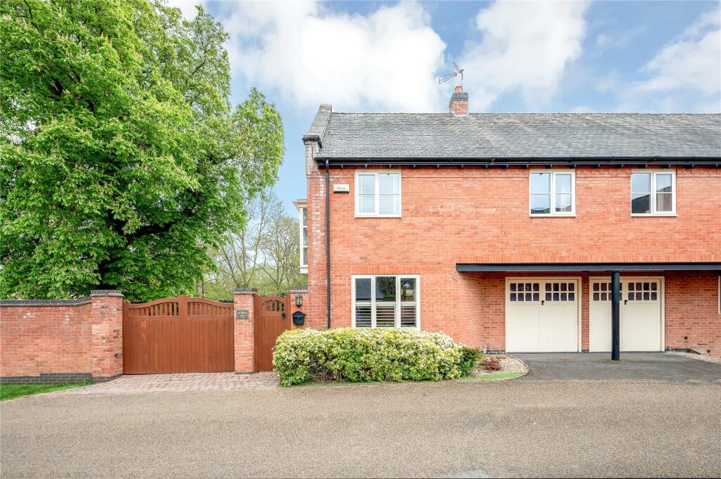4-bed detached on The Mews, Queniborough Hall Drive, Queniborough, Leicestershire, £490,000