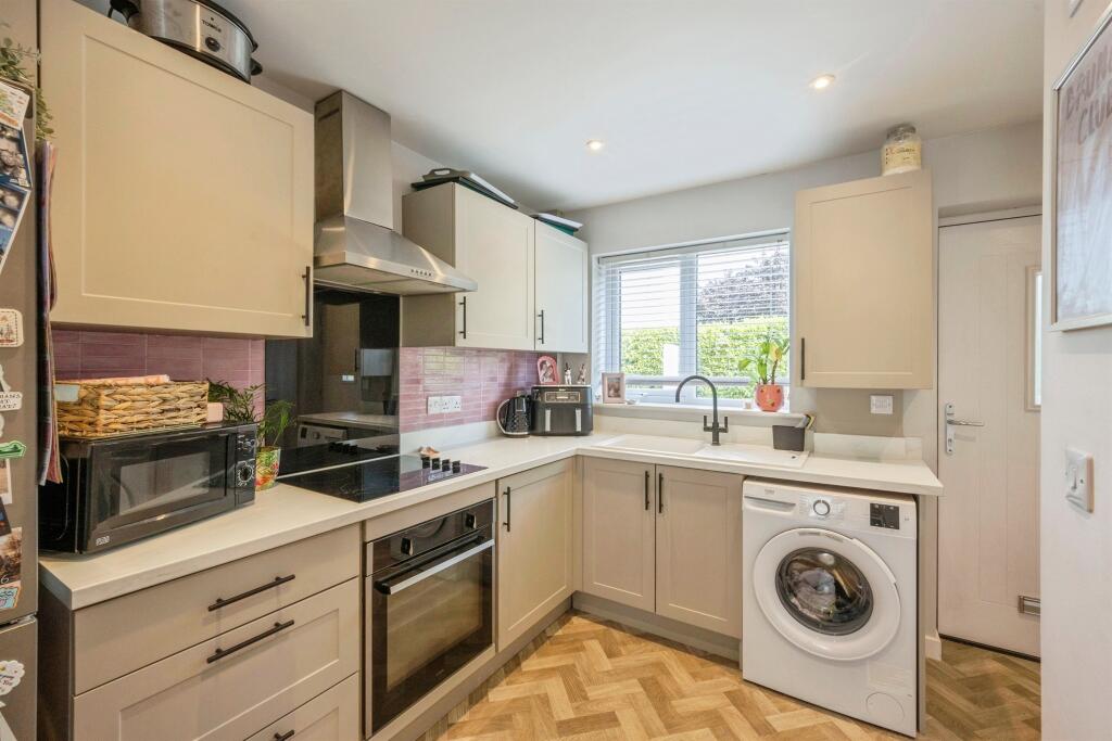 House in Doncaster - View 5