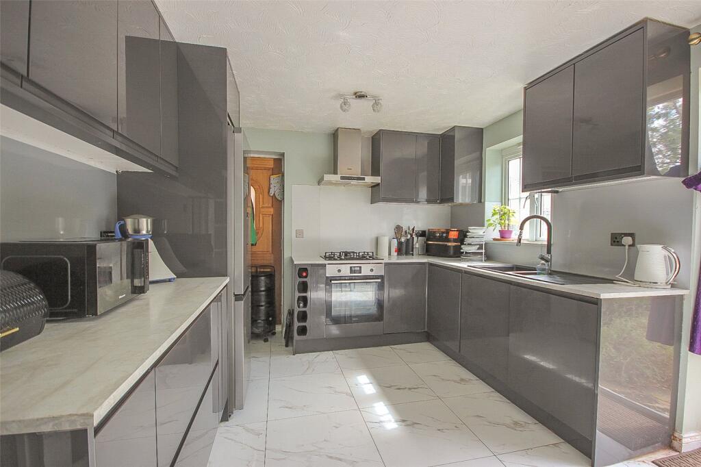 House in Milton Keynes - View 2