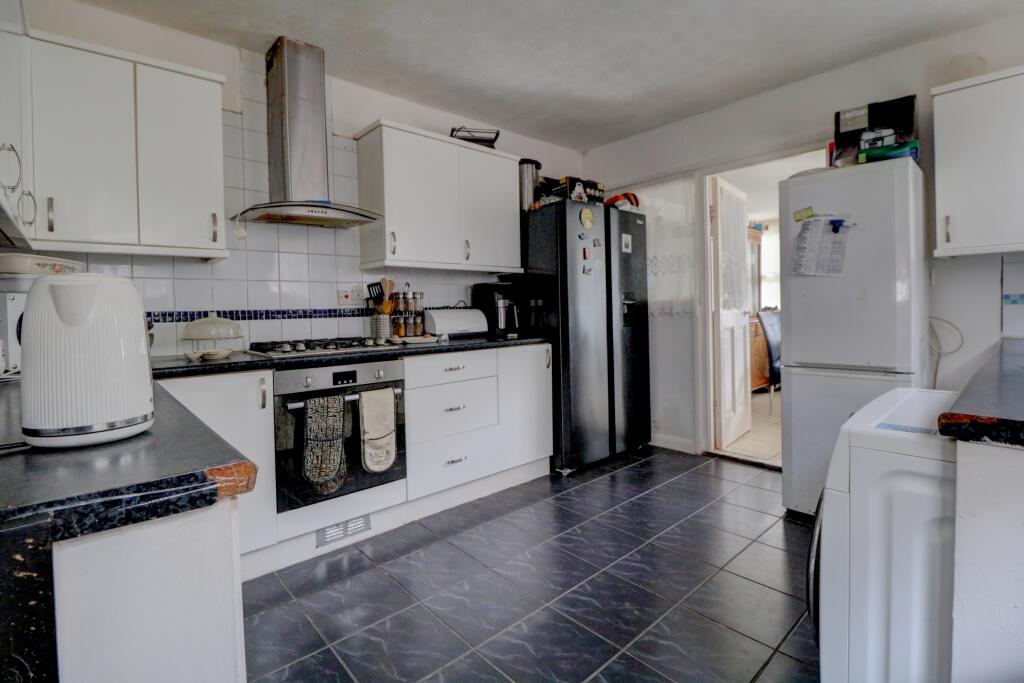 House in Thanet, Cliftonville West, Cliftonville - View 2