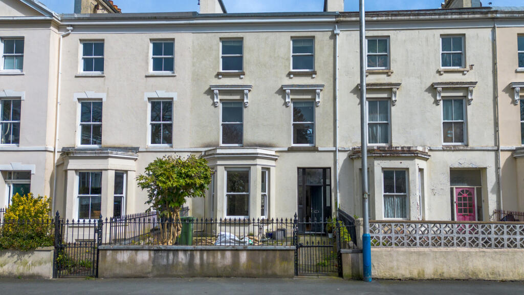 Main image of property: 58 Woodbourne Road, Douglas, IM1 3AW