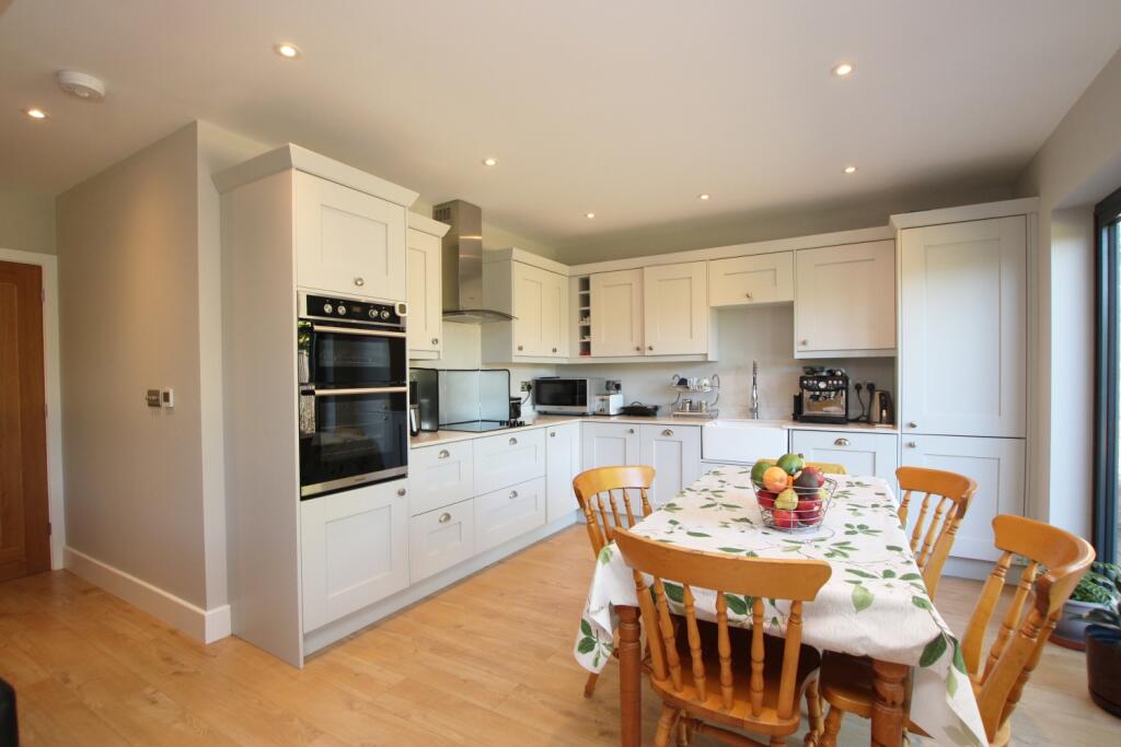Gipsy Lane, Kettering, Northamptonshire, NN16 photo 4