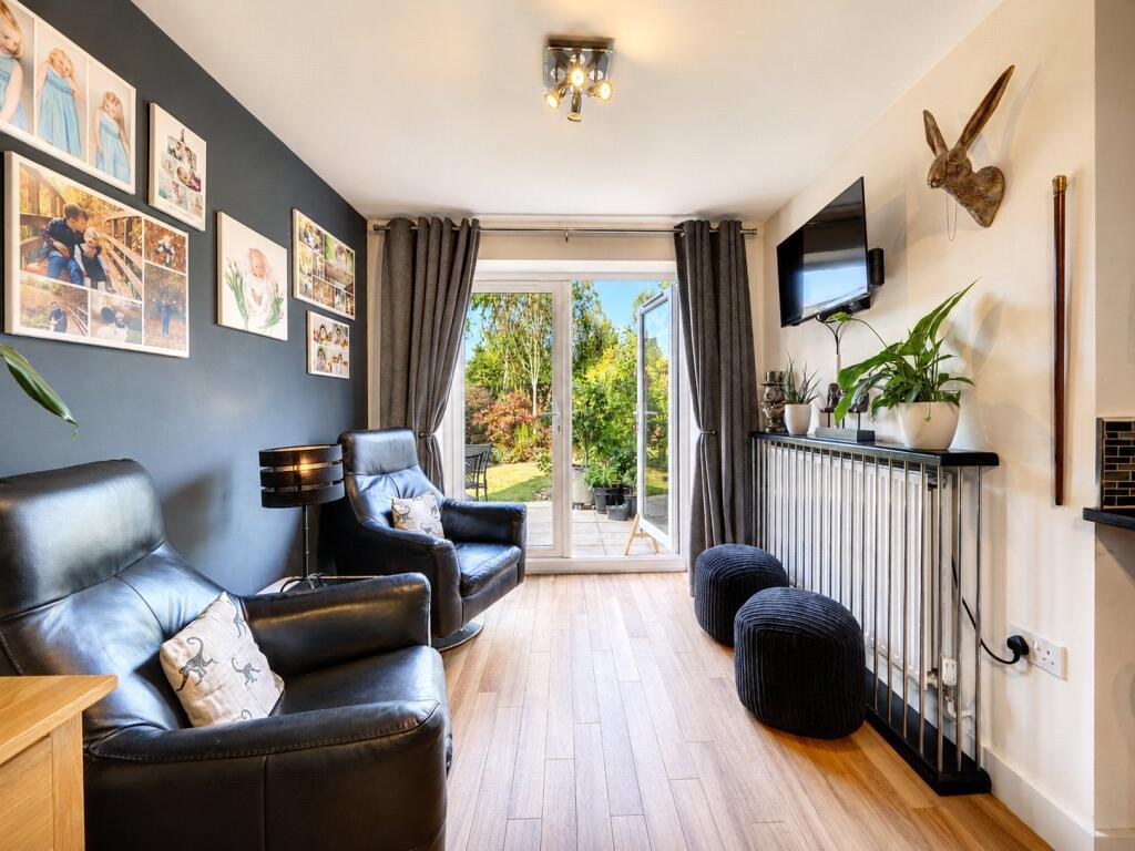 House in Worcester - View 3