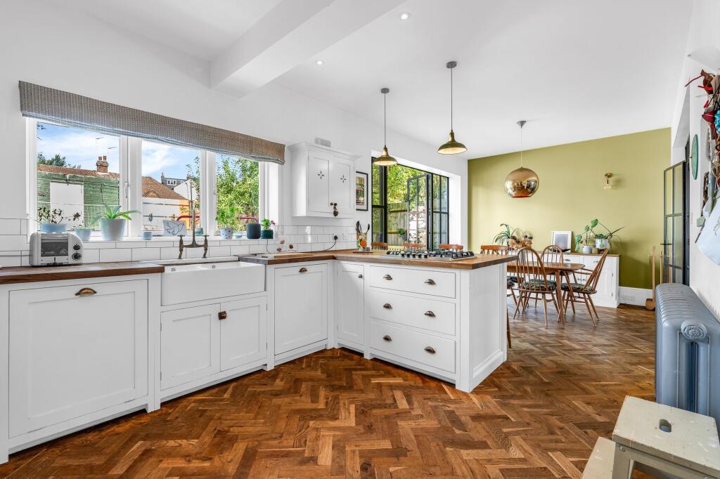House in Stevenage - View 5